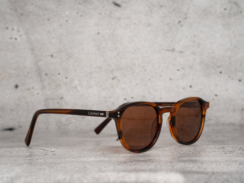 Citizen Brown